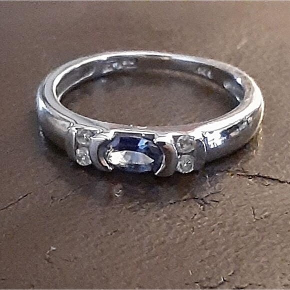 Effy 14k white gold tanzanite diamond band pinkie ring. Solid gold. size 4.5 - Picture 2 of 11